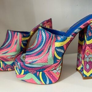 Women's Platform Heels 6” inches height , Size 11